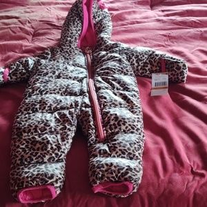 Michael kors new with tags size 0-6 months snow su